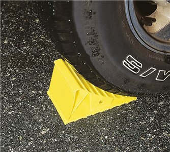 UNSPECIFIED MANUFACTURER DURABLE YELLOW WHEEL CHOCKS FOR CARAVANS & MOTOR HOMES